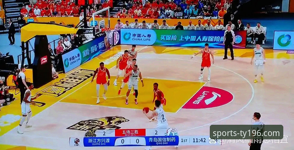 揭秘浙江男篮绝地反击背后的秘密武器，兰道夫加时赛统治力惊人